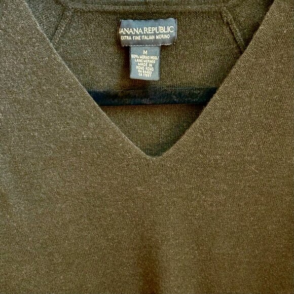 Banana Republic Sweater Women's M Chocolate Brown Merino Wool V-Neck Long Sleeve - Picture 6 of 8